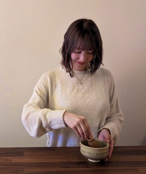 お茶点てポーズ